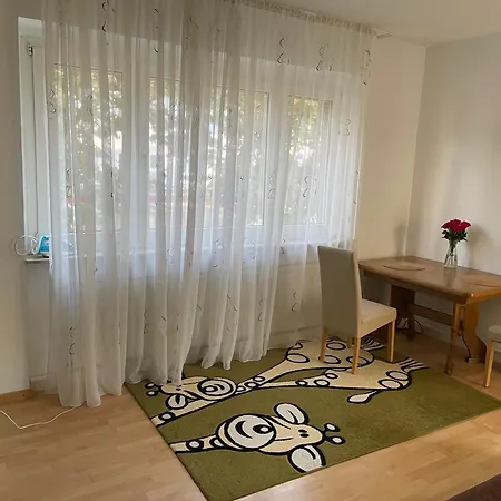 For 2 Persons, 9 Min Trade Fair, Free Parking, Supermarket, Cafe Nearby *