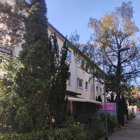 For 2 Persons, 9 Min Trade Fair, Free Parking, Supermarket, Cafe Nearby *