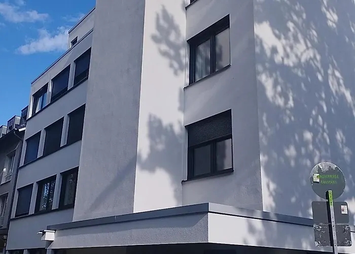 Privatunterkunft For 2 Persons, 9 Min Trade Fair, Free Parking, Supermarket, Cafe Nearby